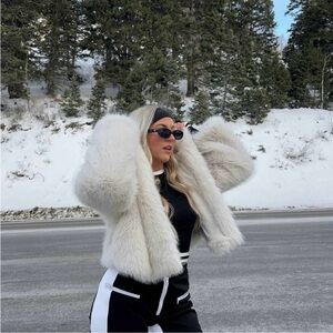 Women's Crop Cream Hoodie Faux Fur Jacket